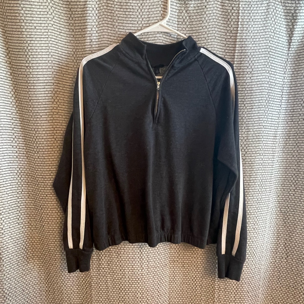 Torrid Cropped Pullover